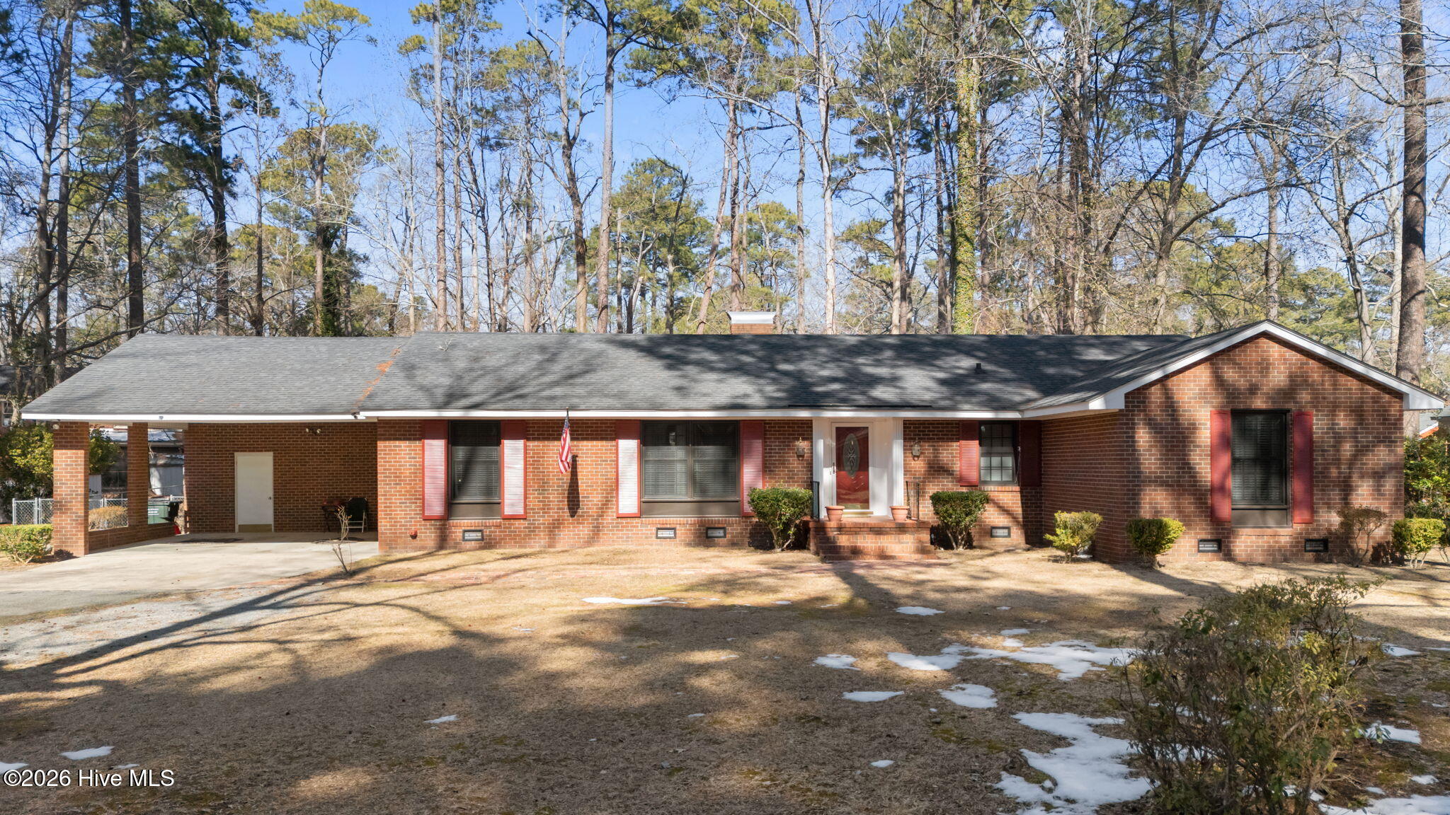 2202 Riley Road Kinston, NC 28504 - Photo 6 of 55 2-web-or-mls-DJI_20260206122311_0147_D