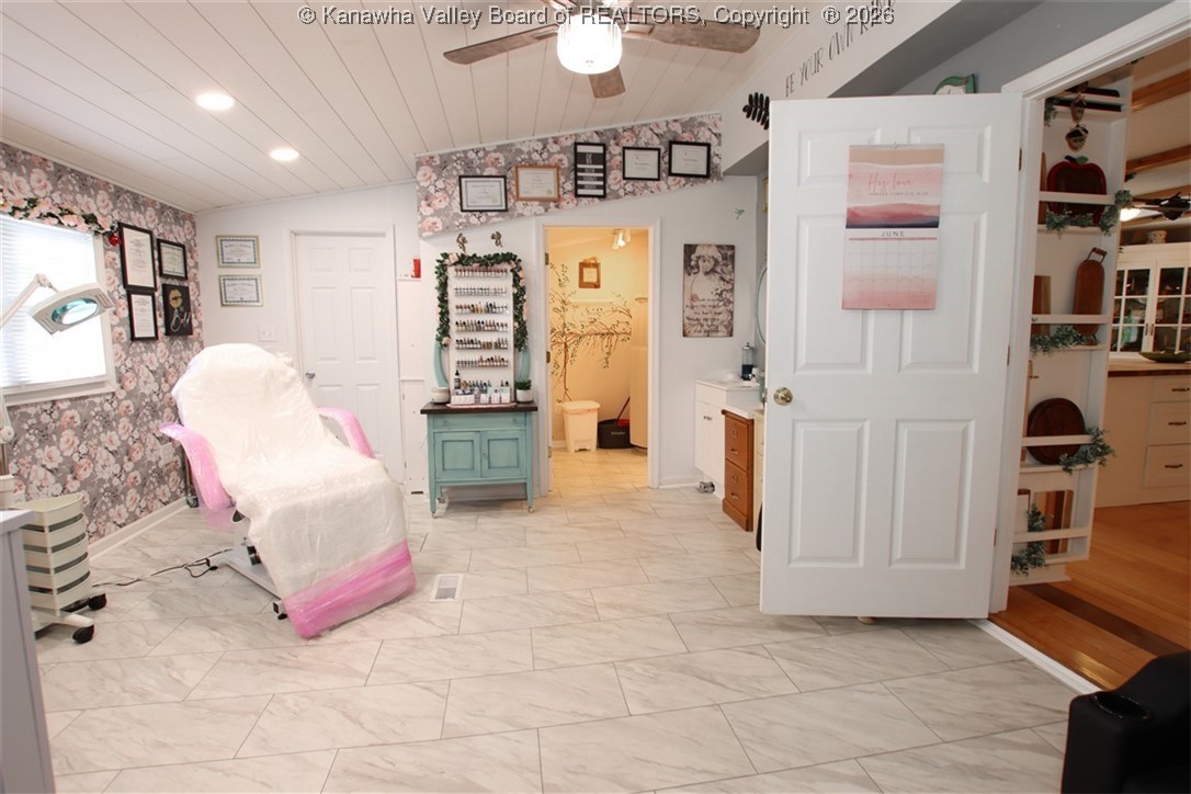 960 Grandview Road Daniels, WV 25832 - Photo 40 of 50 Gallery Image 40