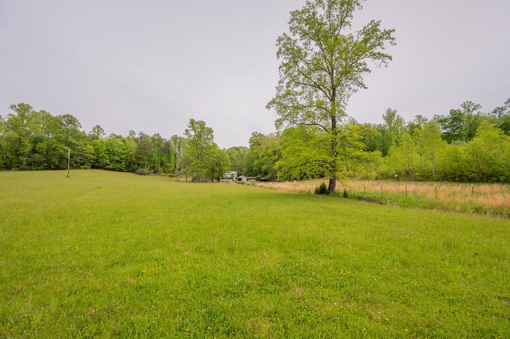 180 Gilbert Valley Road, Unit 67 Stuart, VA 24171 - Photo 6 of 53 Gallery Image 6
