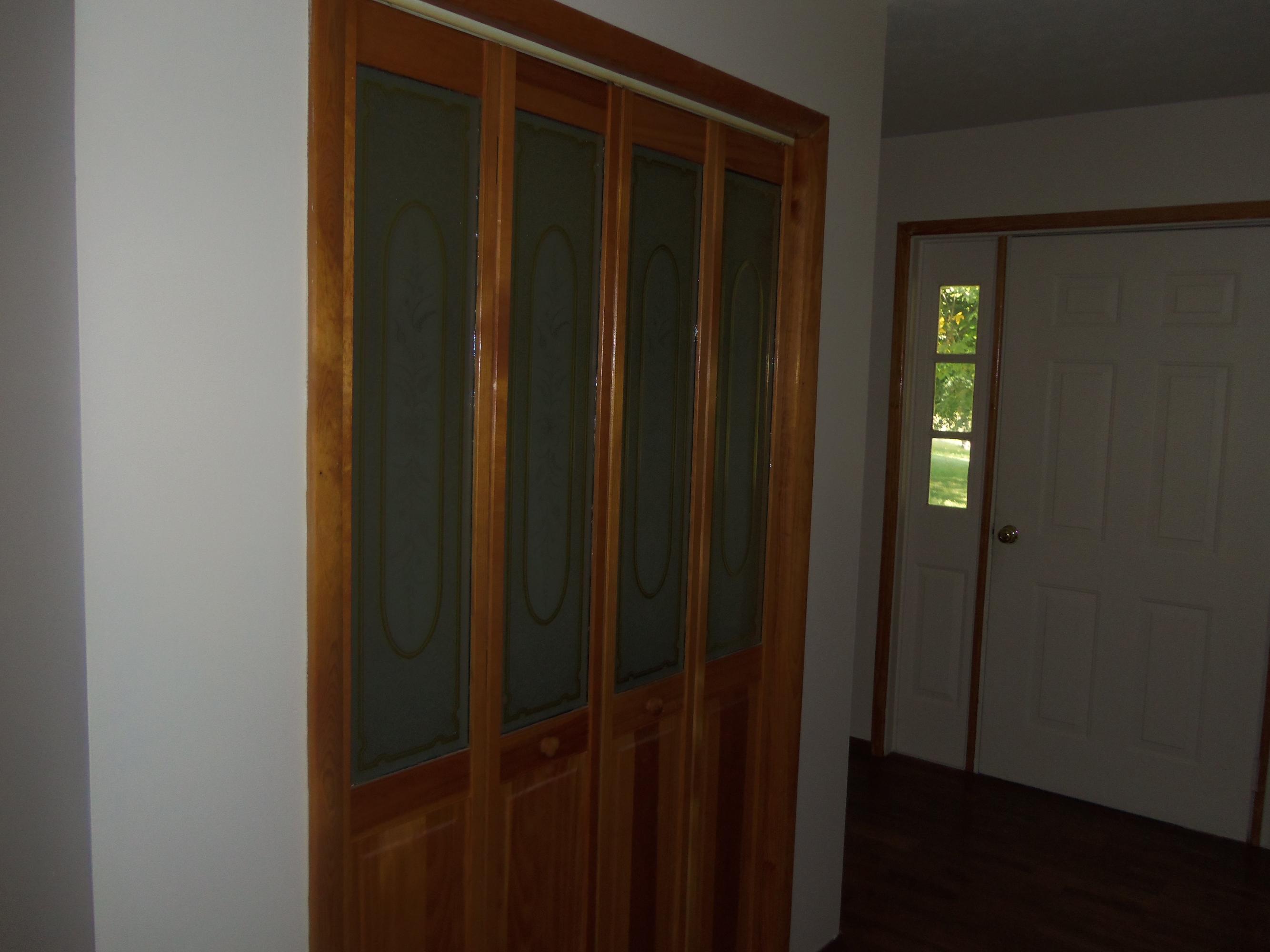 954 Leatherwood Road Oneida, TN 37841 - Photo 6 of 17 Property pic 050