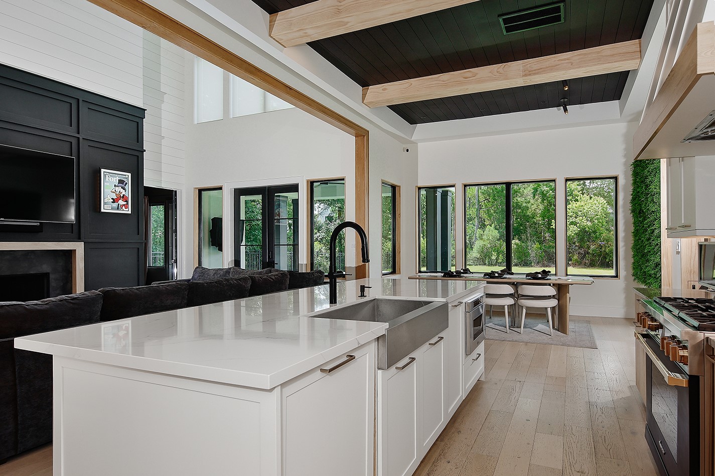 425 Copa Palm Loop Montgomery, TX 77316 - Photo 14 of 39 a kitchen with sink cabinets and outdoor view