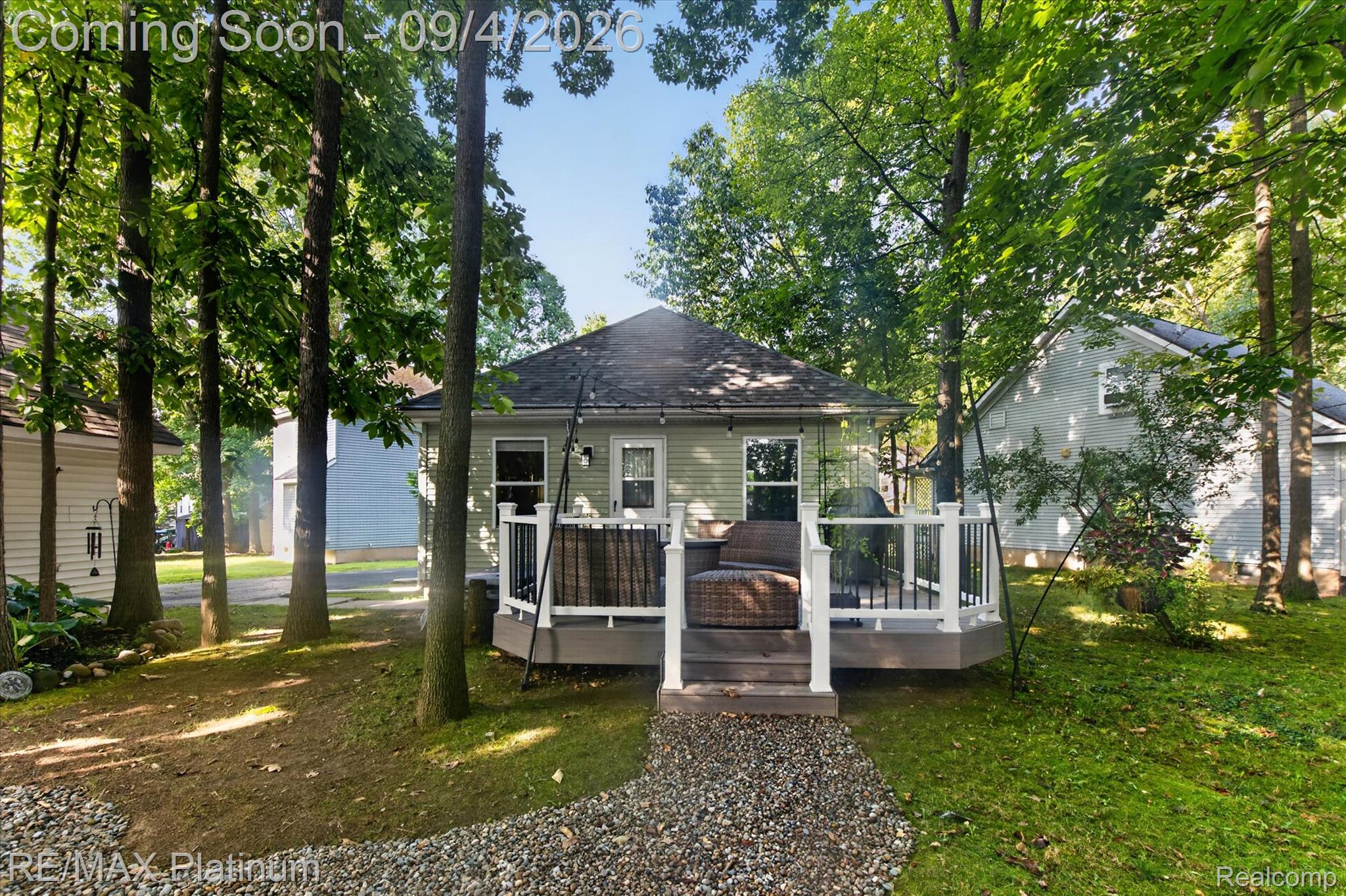 355 Springwell Lane Howell, MI 48843 - Photo 25 of 28 35-355-Springwell-Ln-Windowstill.jpg