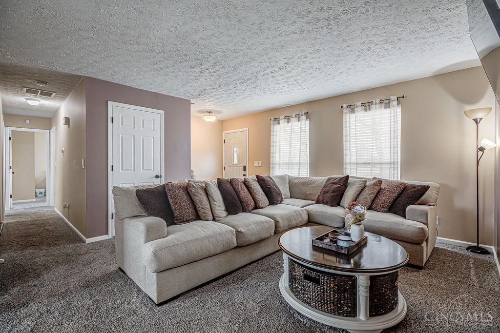 1624 Morman Road Hamilton, OH 45013 - Photo 3 of 30