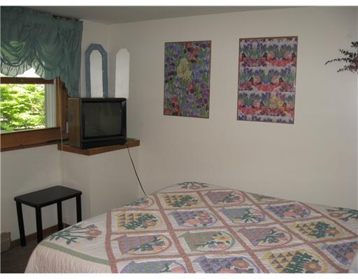 357 Ridge Road, Unit 2 York, ME 03909 - Photo 5 of 10 Bedroom.