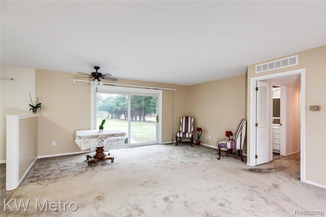 145 Wimpole Drive Rochester, MI 48309 - Photo 8 of 21 145 Wimpole Dr Rochester MI-large-007-5-LivingDining Room-1500x1000-72dpi.jpg
