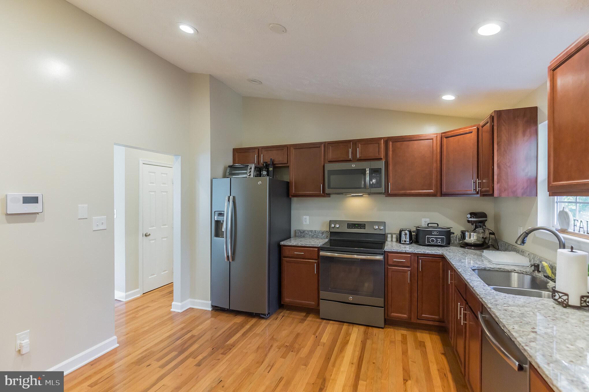998 Crystal Rock Road Lusby, MD 20657 - Photo 5 of 30