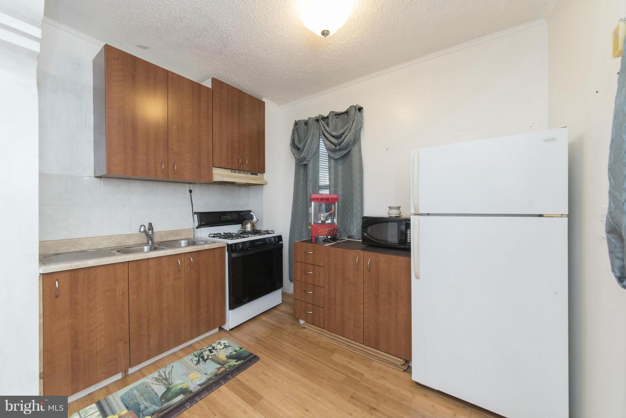 2620 Sparrows Point Road Baltimore, MD 21219 - Photo 13 of 30 2nd Kitchen