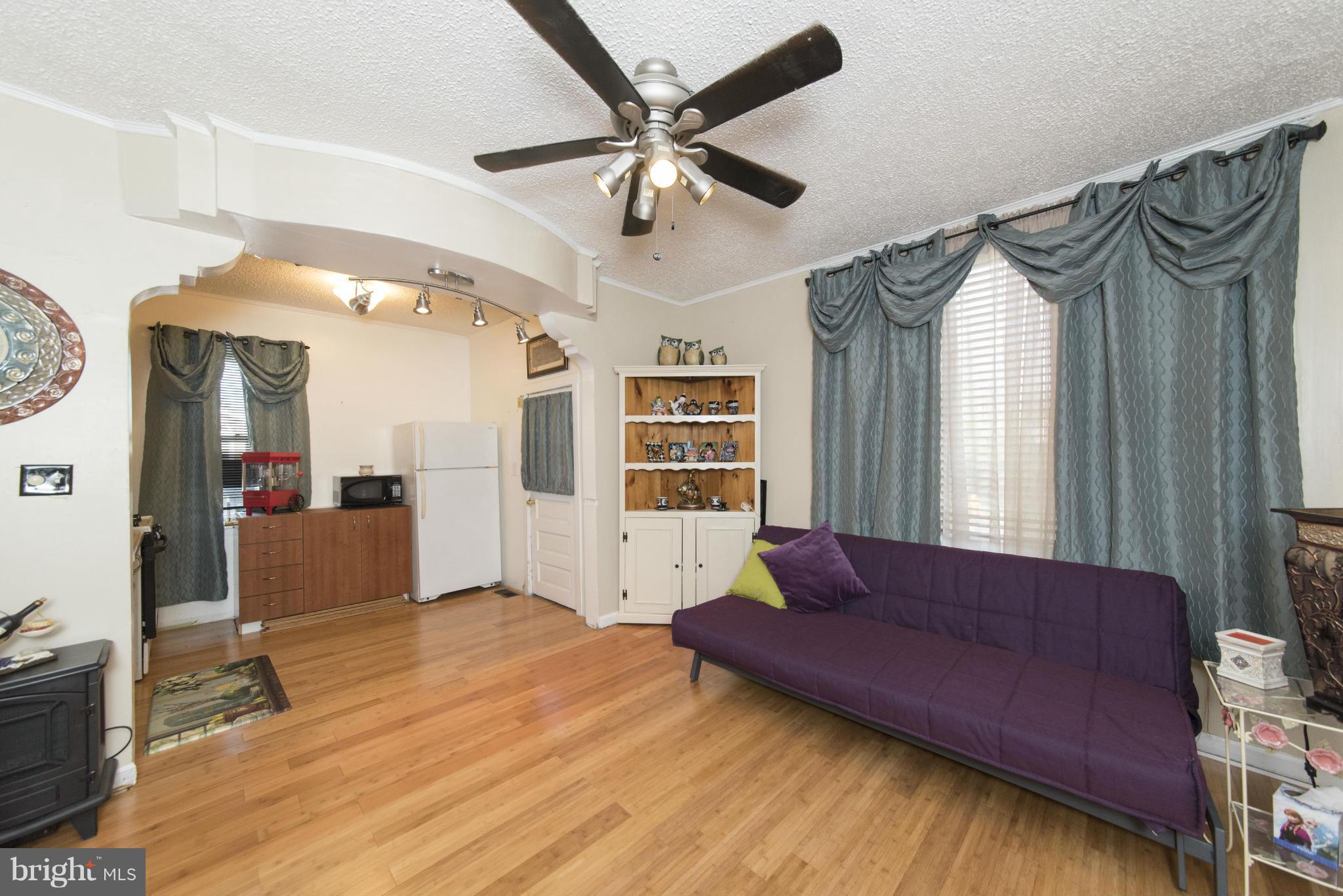 2620 Sparrows Point Road Baltimore, MD 21219 - Photo 14 of 30 Family Room