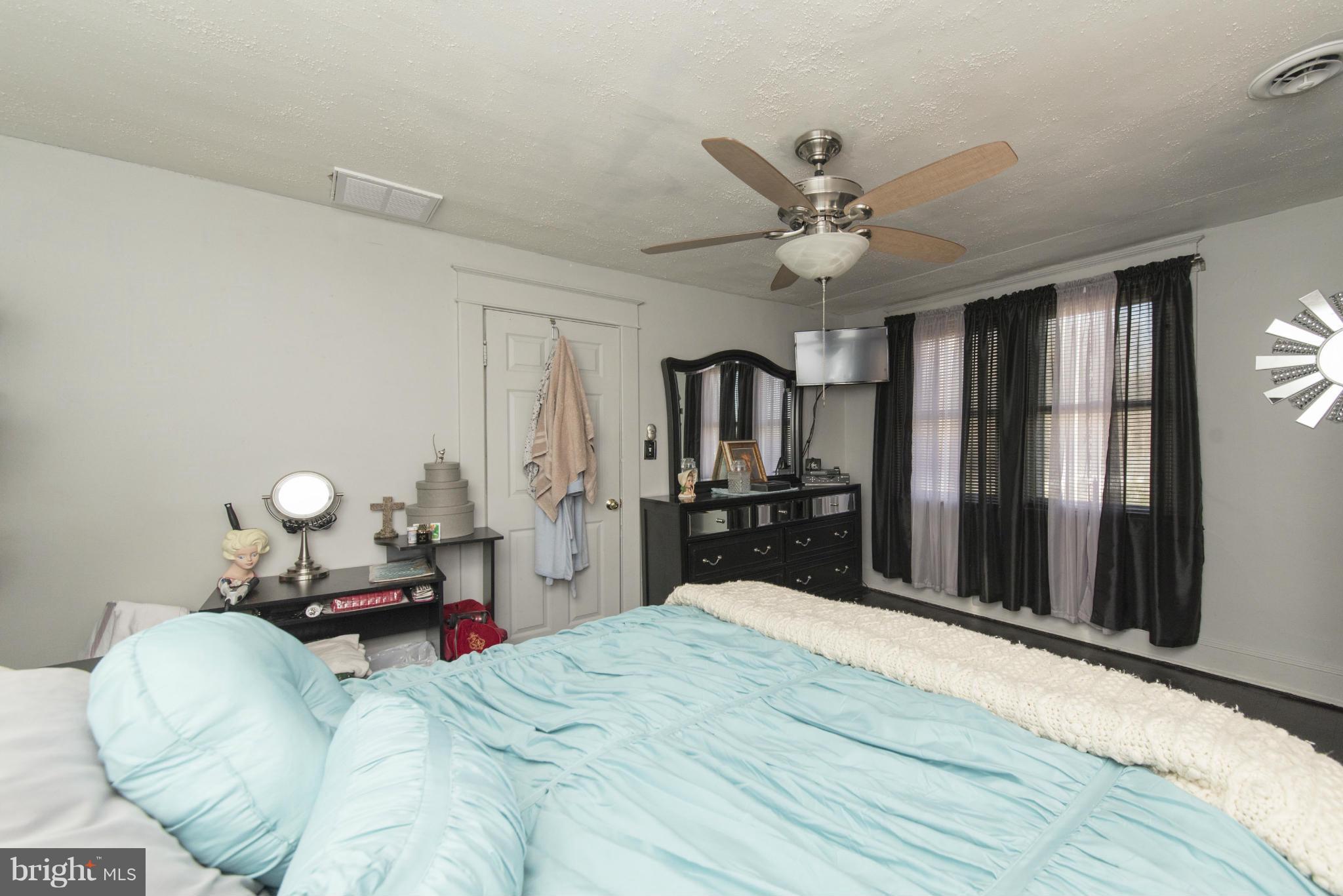 2620 Sparrows Point Road Baltimore, MD 21219 - Photo 21 of 30 Bedroom