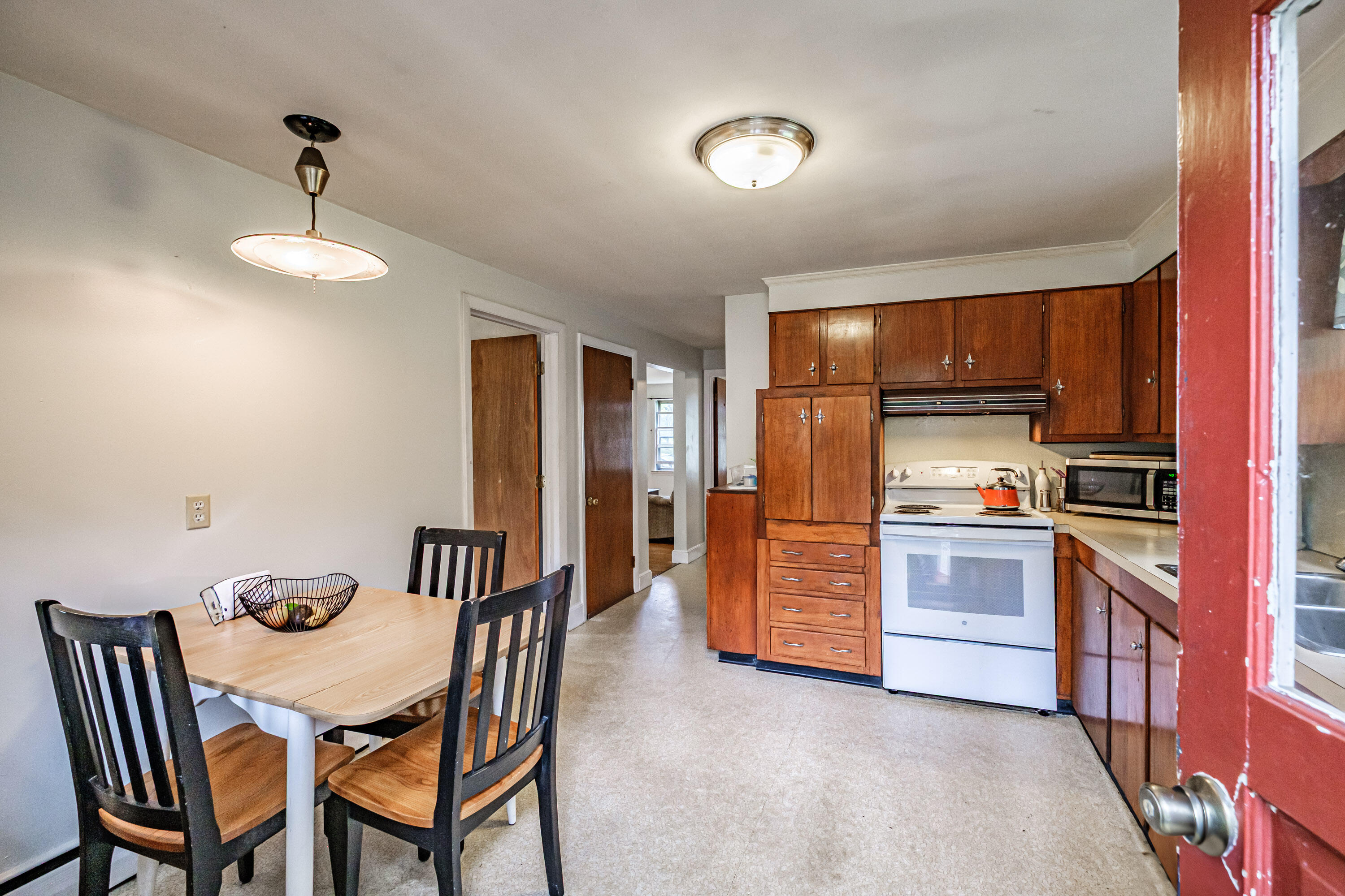 29 St George Street Portland, ME 04103 - Photo 7 of 30 20250606gp-65001