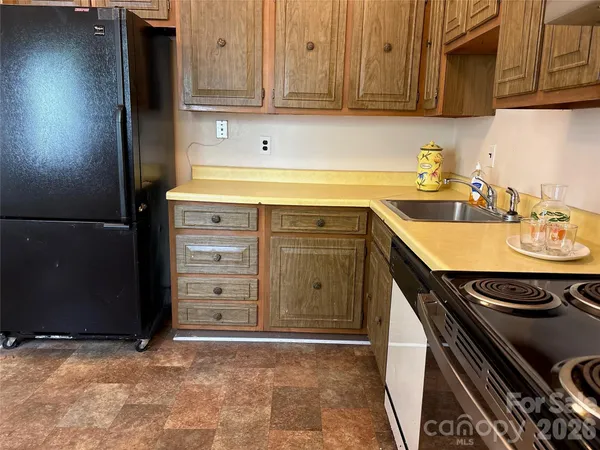 $149,900 | 115 Eastcliff Drive Southeast, Unit 4, Concord, NC 28025