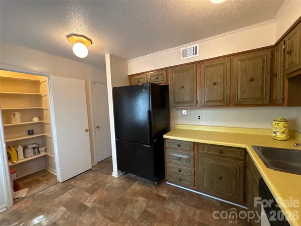 $149,900 | 115 Eastcliff Drive Southeast, Unit 4, Concord, NC 28025