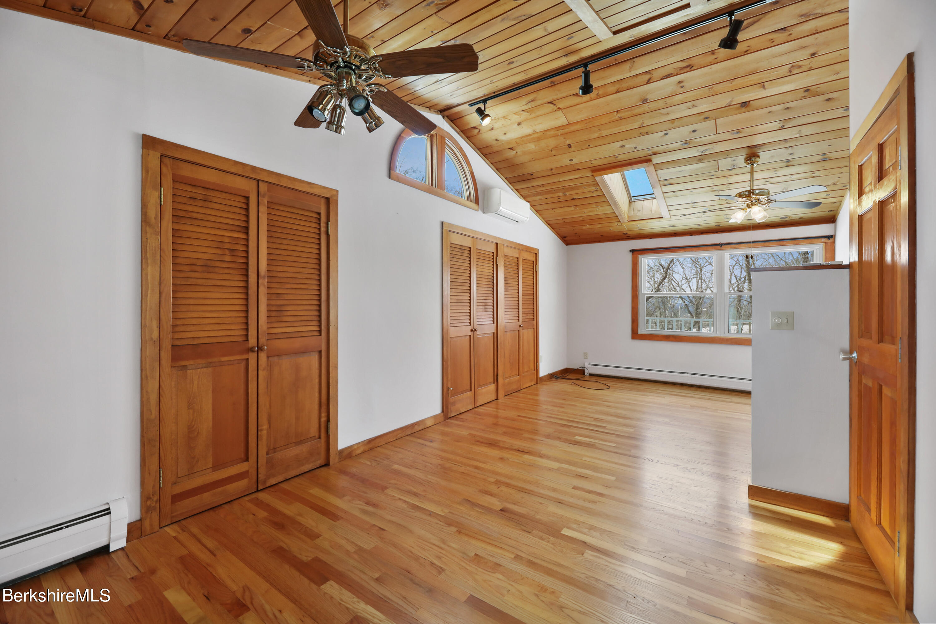 64 Lenox Road West Stockbridge, MA 01266 - Photo 15 of 30 85 Primary Bedroom