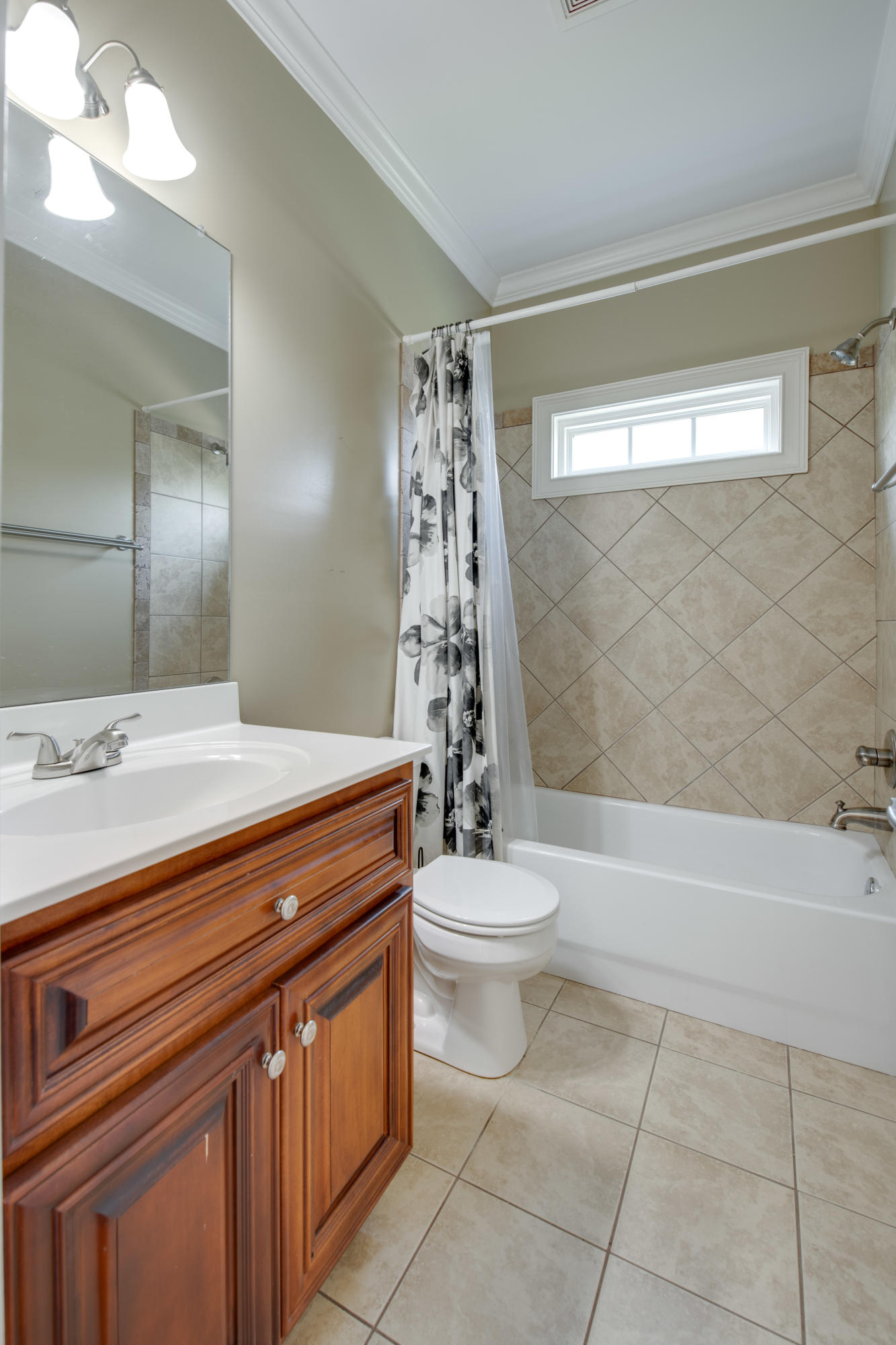8289 Biggs Road Ooltewah, TN 37363 - Photo 17 of 27 D85_0009