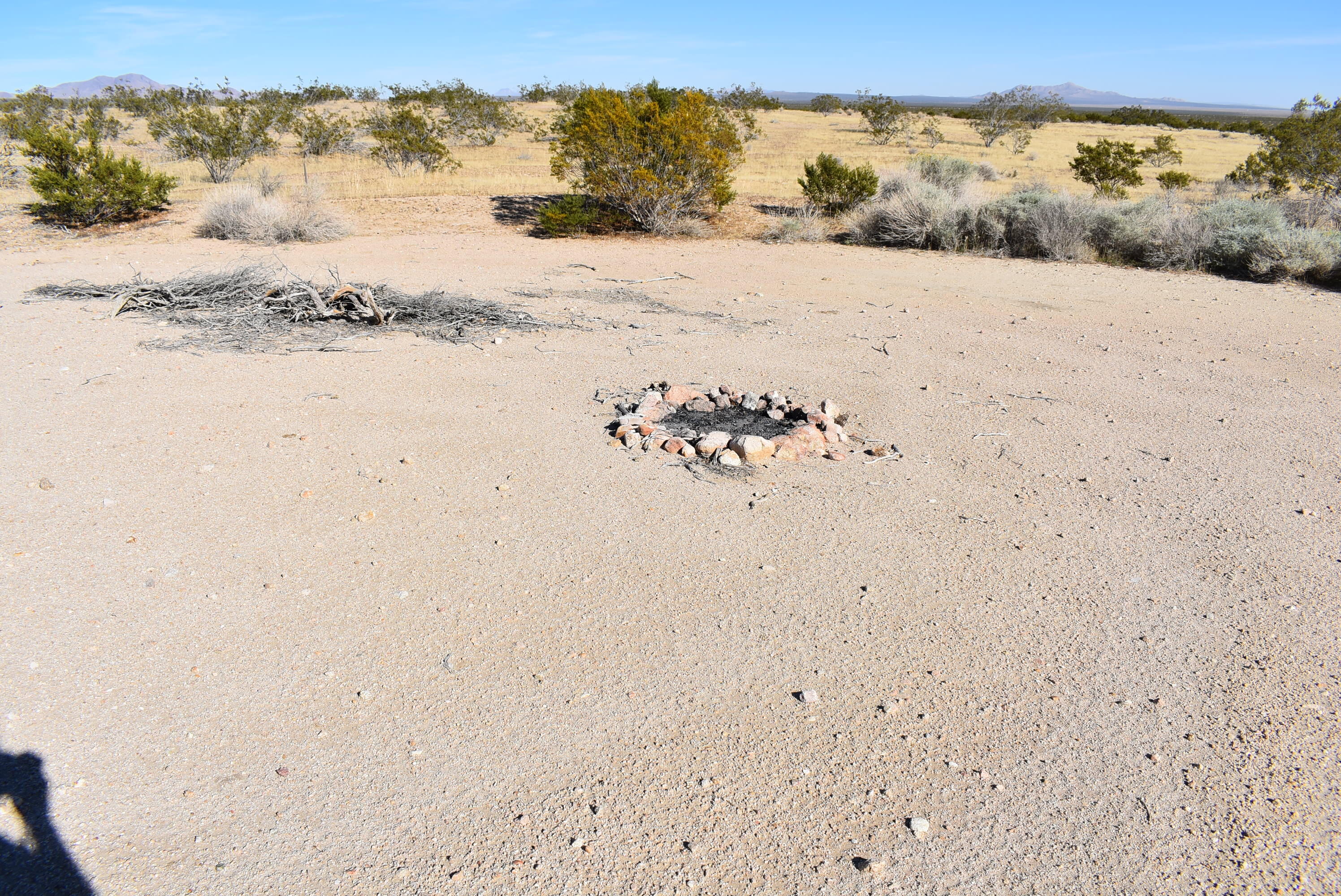 Timlin Way California City, CA 93505 - Photo 2 of 10 a view of ocean with mountain