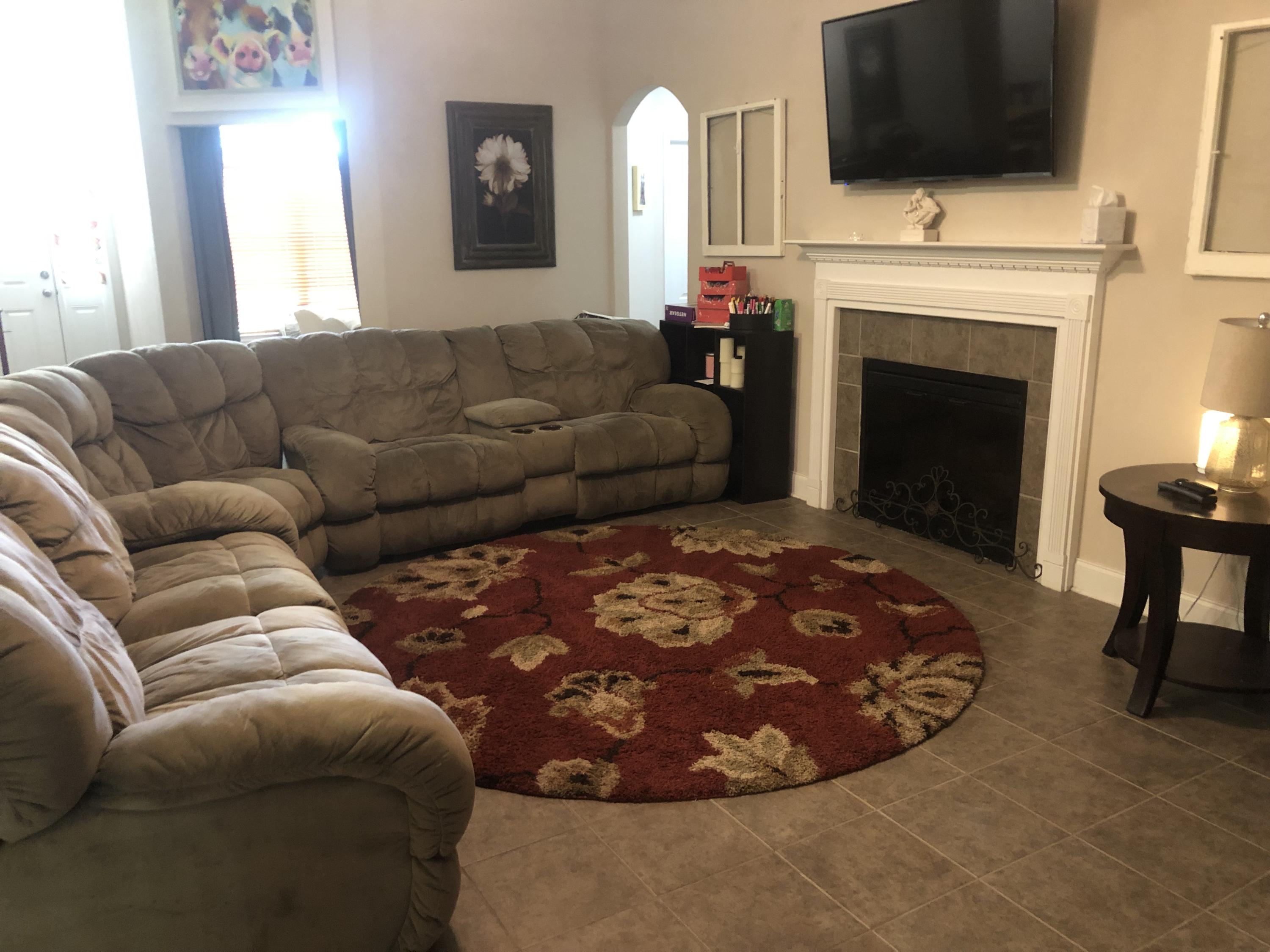 6220 Flash Lane Crestview, FL 32536 - Photo 2 of 12 IMG_0892