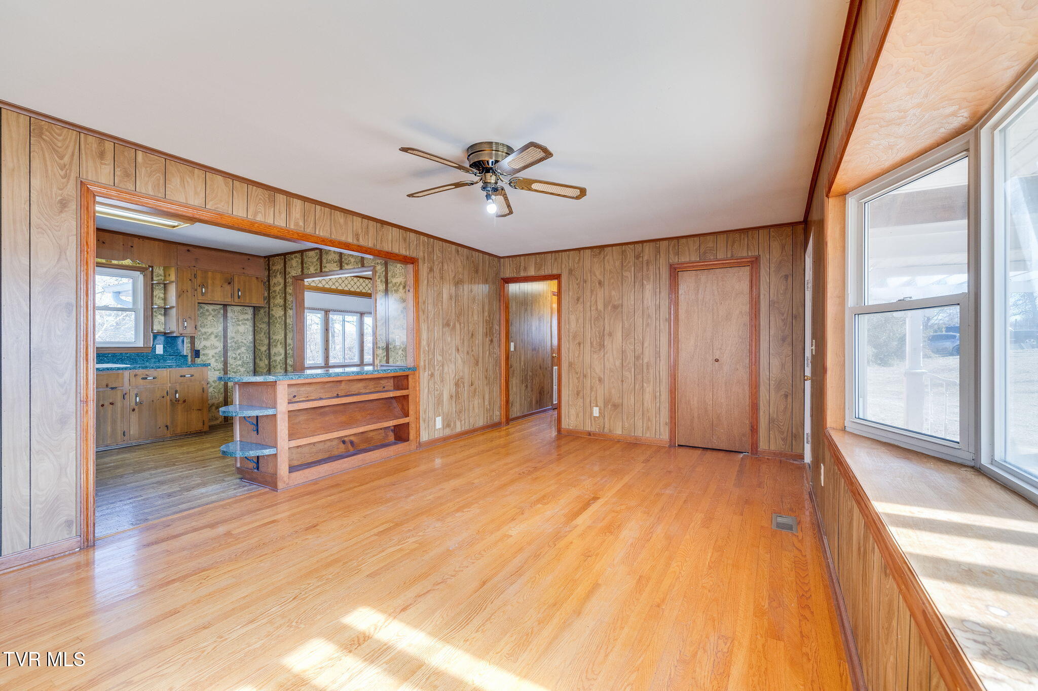 119 Hl Good Road Johnson City, TN 37615 - Photo 15 of 41 008