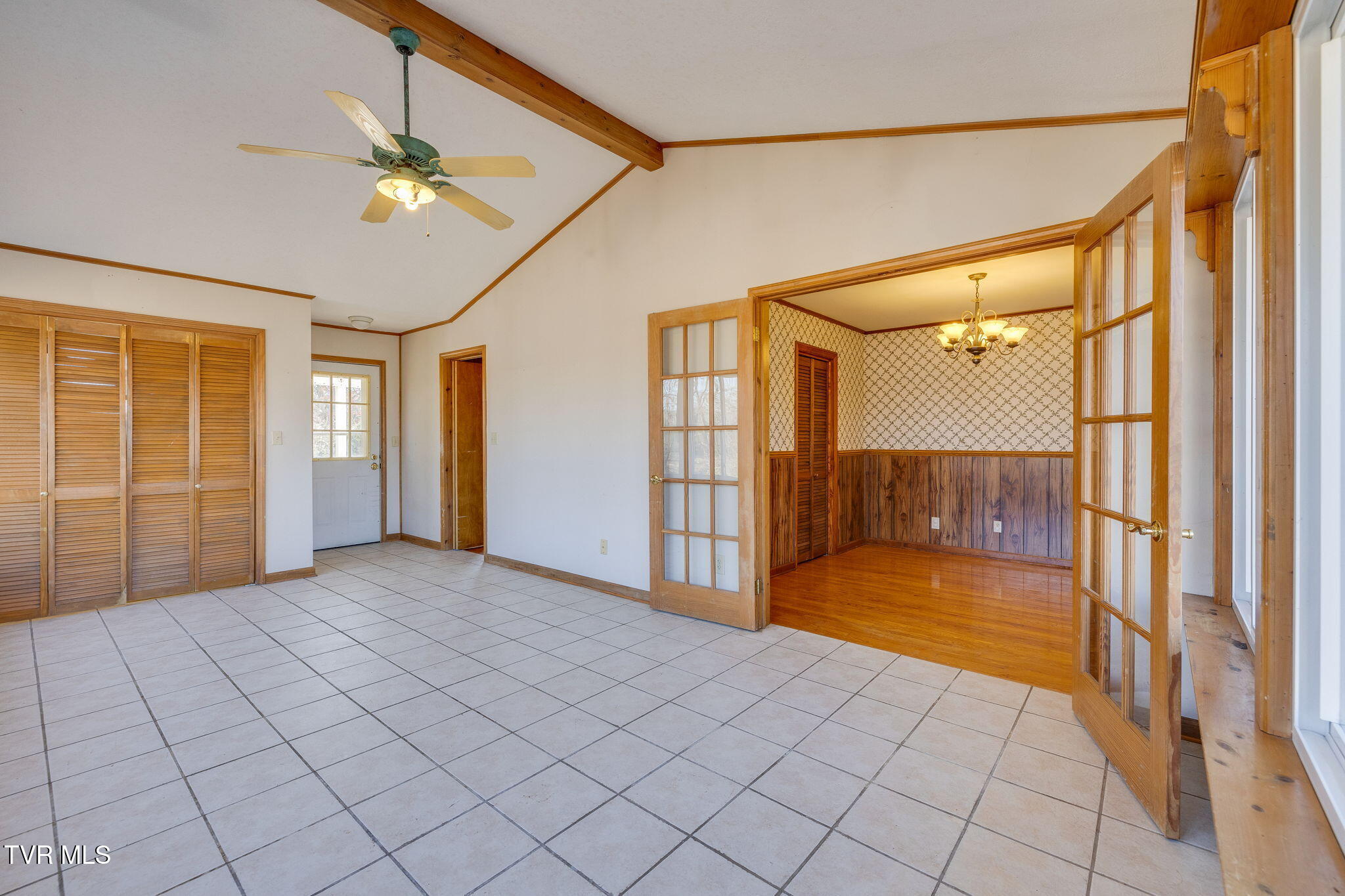 119 Hl Good Road Johnson City, TN 37615 - Photo 8 of 41 025