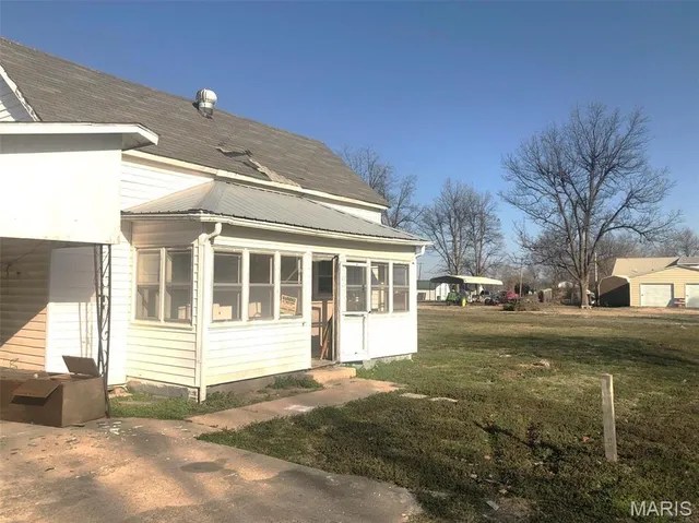 $34,500 | 308 Taylor Street, Essex, MO 63846