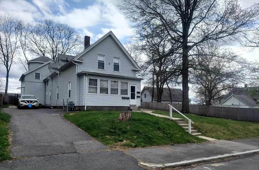 6 Buffum Street Worcester, MA 01603 - Photo 3 of 15