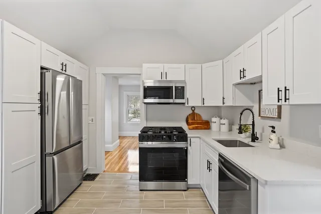 $425,000 | 135 Cottage Street, Unit 2, Norwood, MA 02062