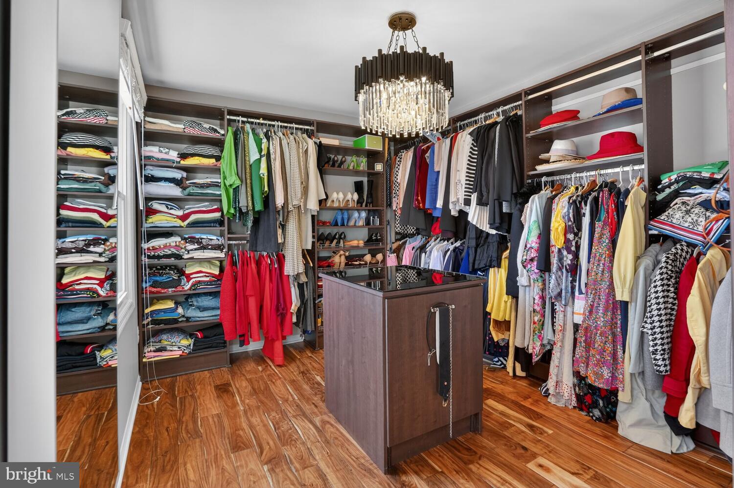 2208 Halter Lane Reston, VA 20191 - Photo 14 of 33