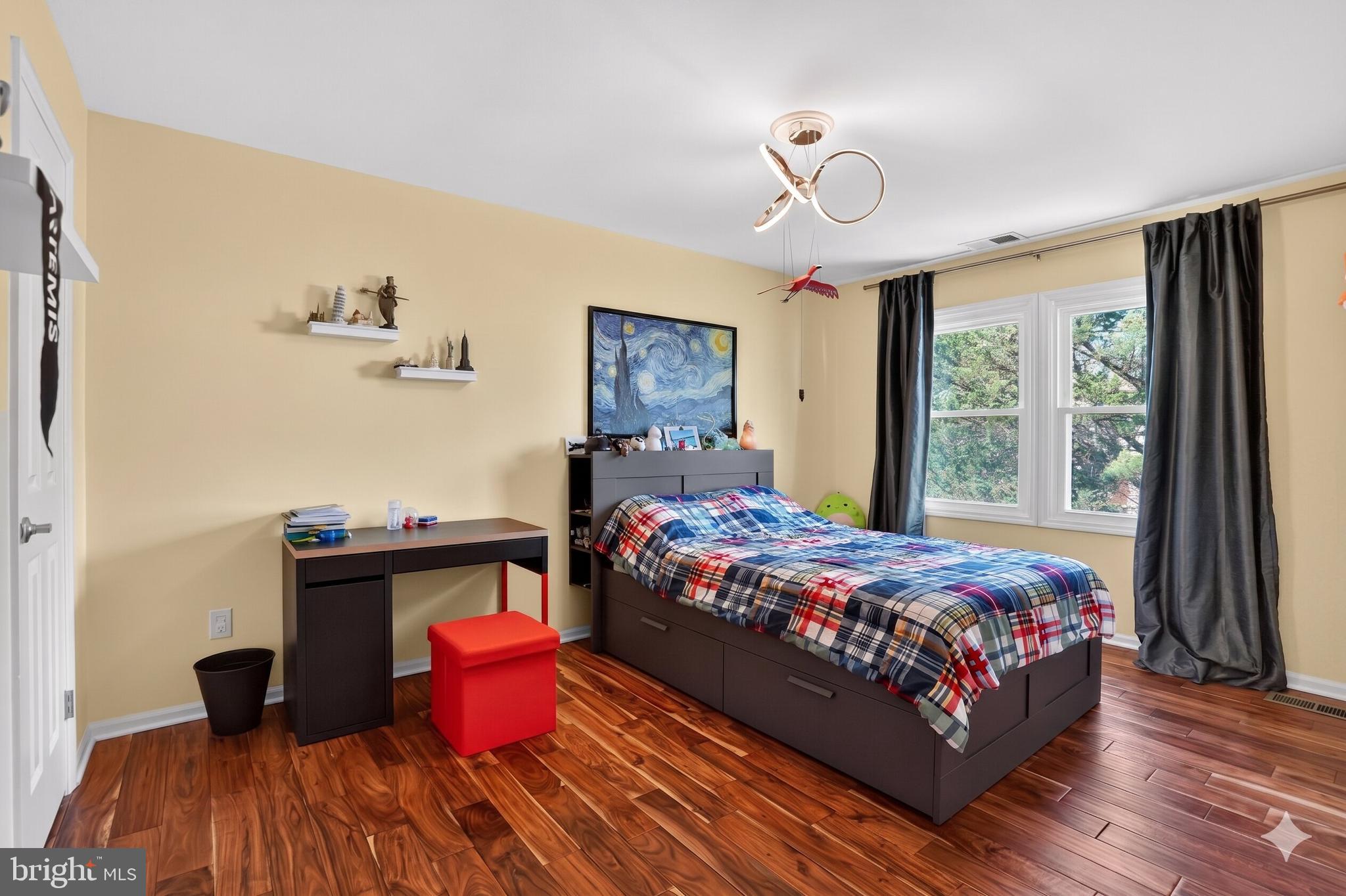 2208 Halter Lane Reston, VA 20191 - Photo 18 of 33