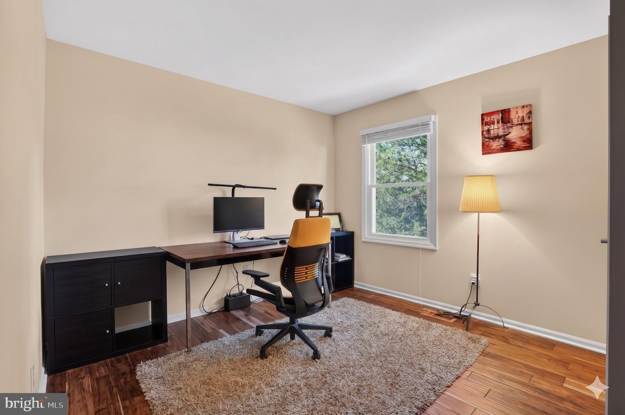 2208 Halter Lane Reston, VA 20191 - Photo 22 of 33
