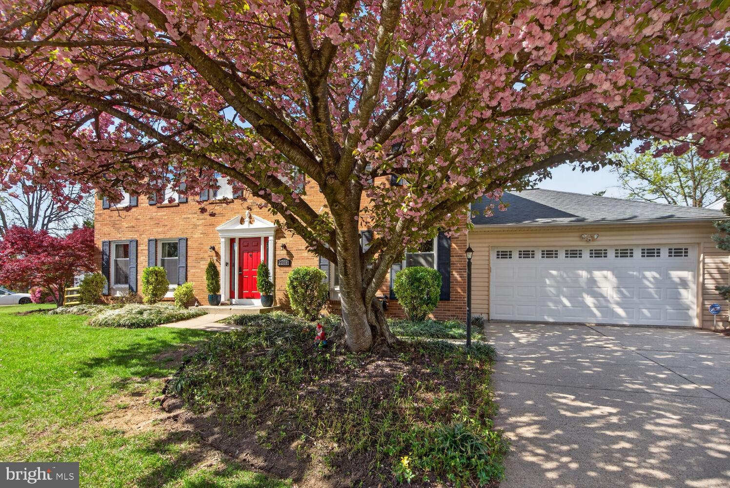 2208 Halter Lane Reston, VA 20191 - Photo 30 of 33