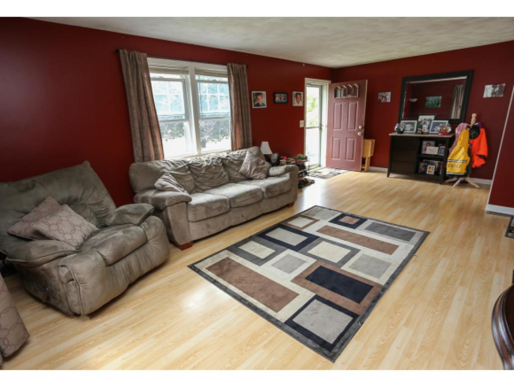 26 R Phillip Road Derry, NH 03038 - Photo 10 of 27