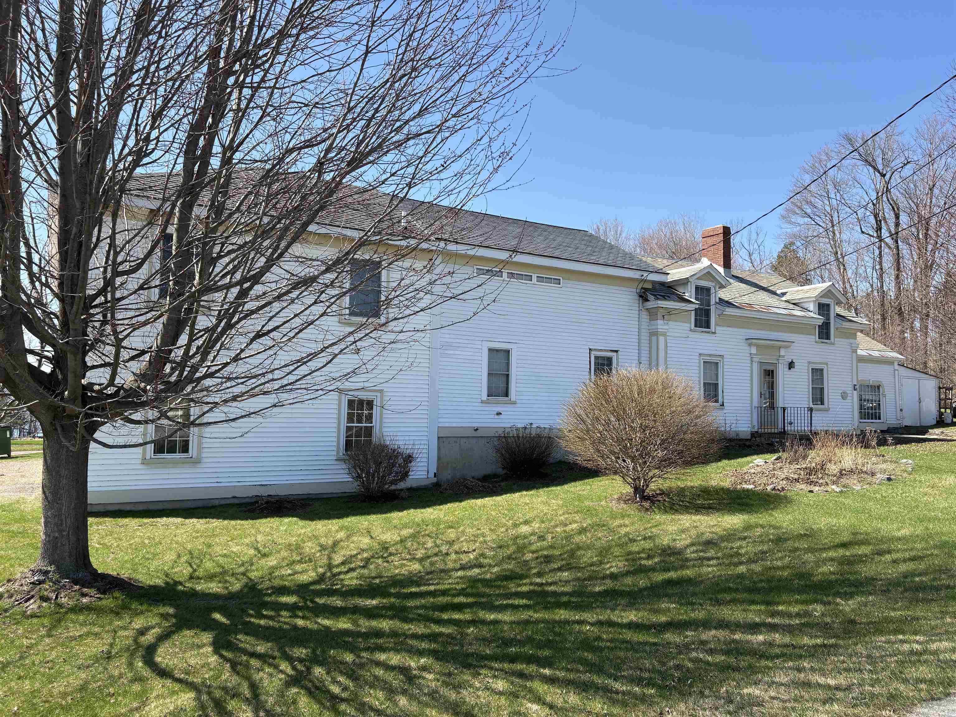 329 West Shore Road South Hero, VT 05486 - Photo 1 of 58