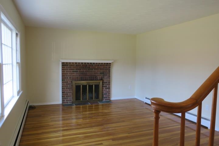 524 Wallis Road Rye, NH 03870 - Photo 14 of 29