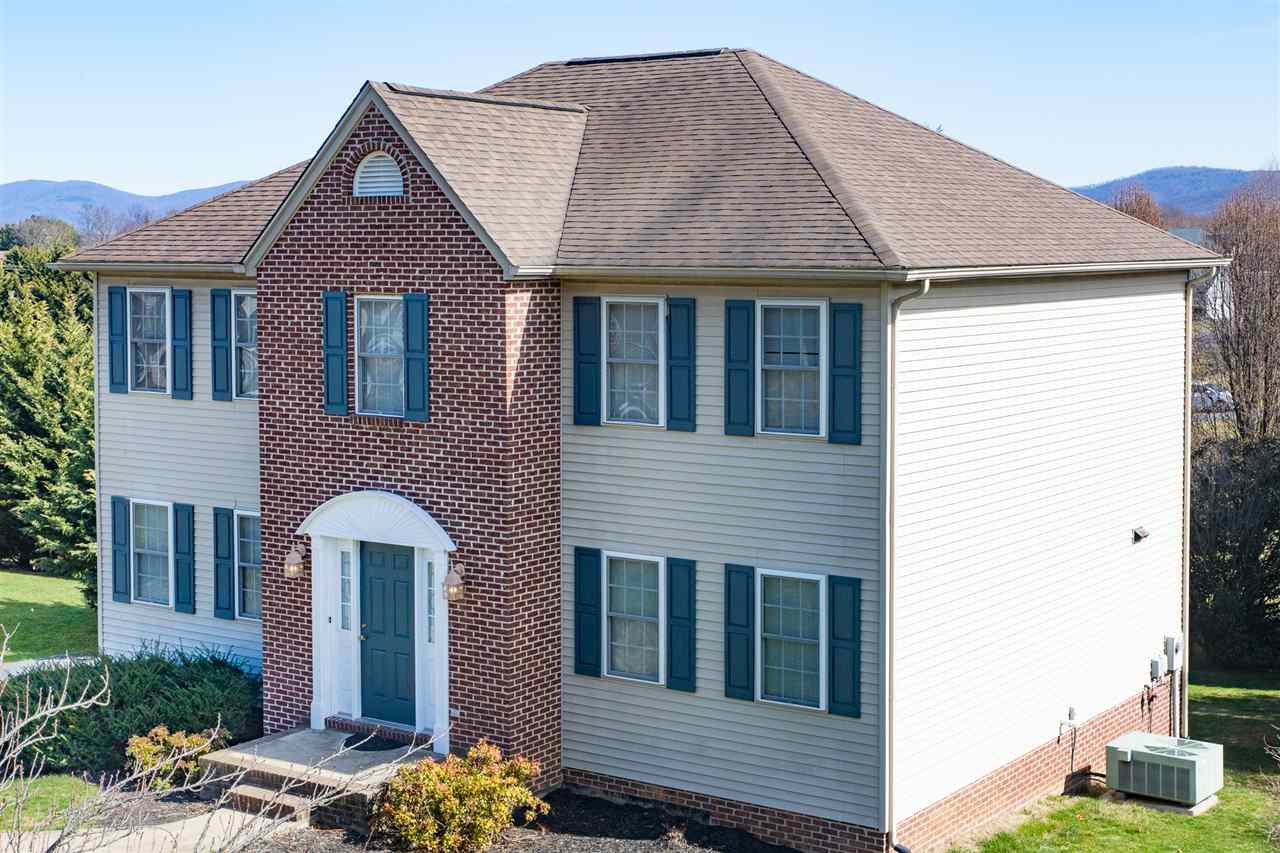 58 Long Bow Road Waynesboro, VA 22980 - Photo 3 of 42 a front view of a house with a garden