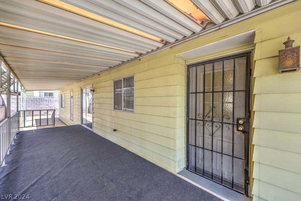 4609 Royal Ridge Way, Unit 199 Las Vegas, NV 89103 - Photo 4 of 34 Gallery Image 4