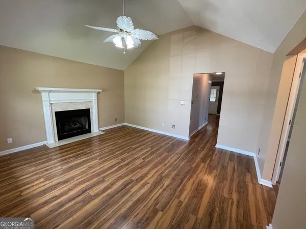 $1,650 | 207 Grand Avenue, Bonaire, GA 31005