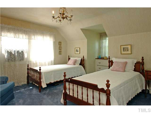 122 Montgomery Street Raleigh, NC 27607 - Photo 11 of 12 Bedroom