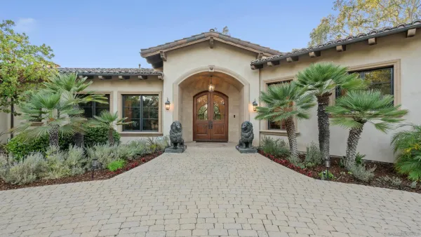 $8,888,000 | 5465 El Cielito, Rancho Santa Fe, CA 92067