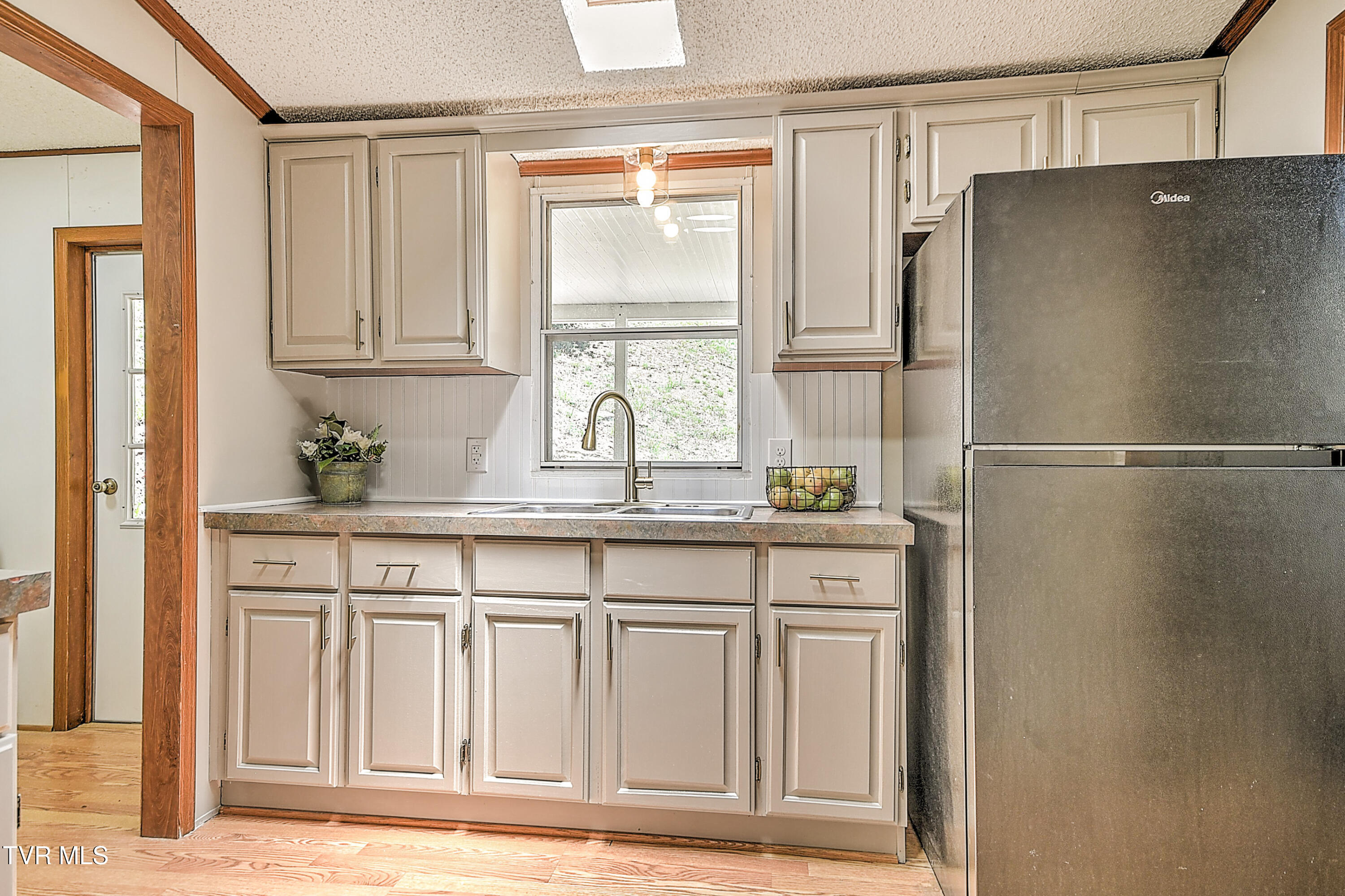 384 Johnson Hollow Road Blountville, TN 37617 - Photo 17 of 42 384 Johnson Hollow GUnit-20