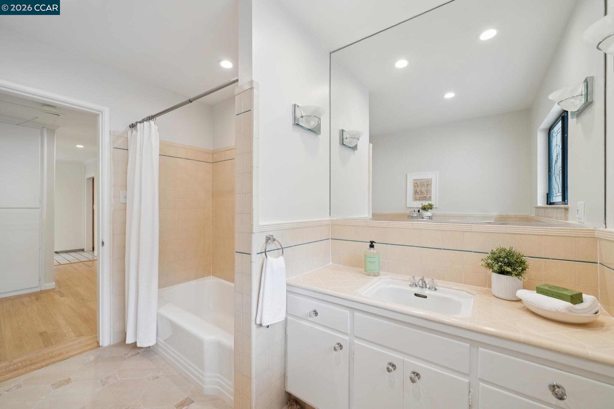 1196 Monticello Road Lafayette, CA 94549 - Photo 38 of 58 Gallery Image 38