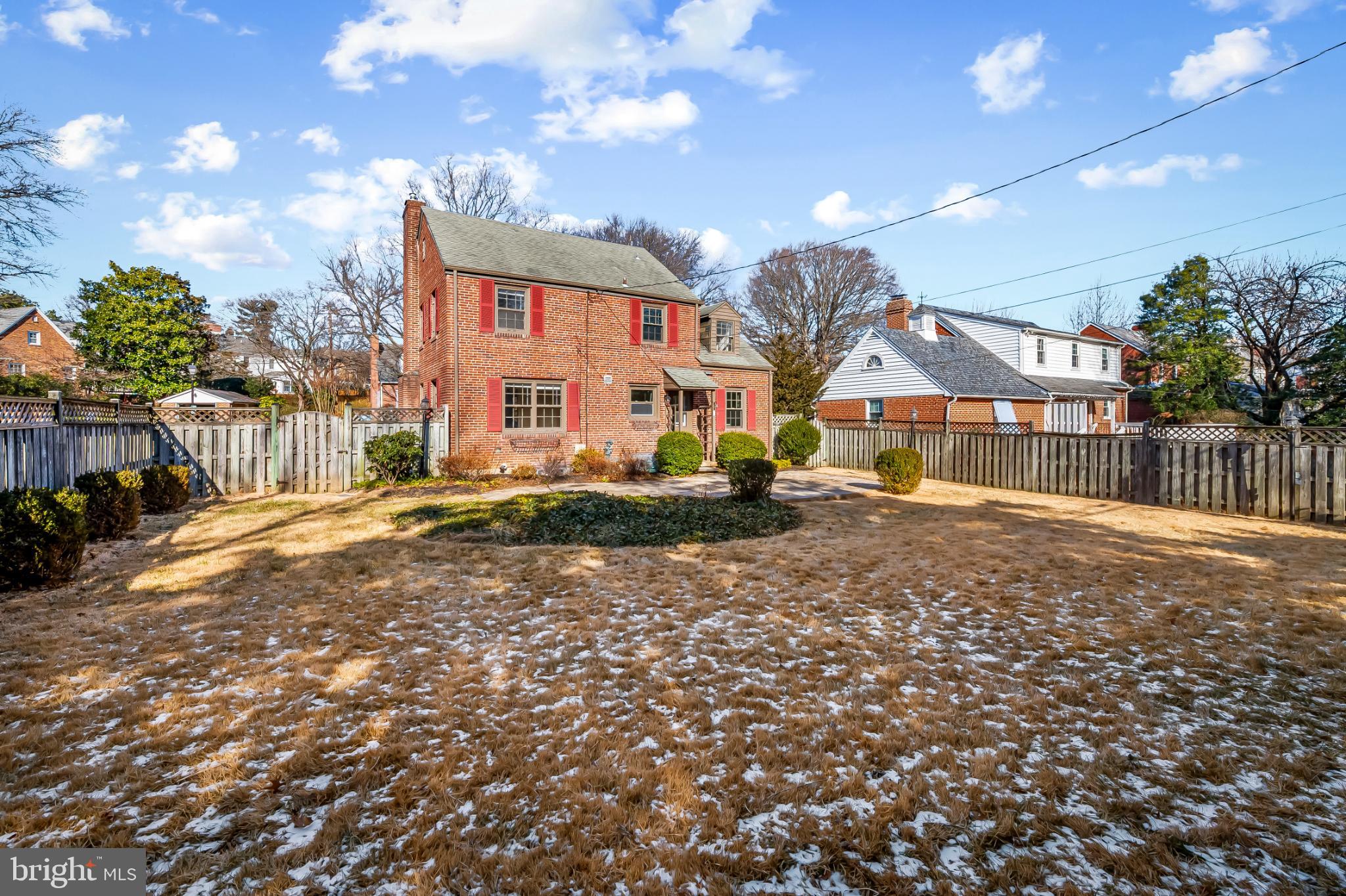 517 Worcester Road Towson, MD 21286 - Photo 41 of 44 Spacious flat yard with stone patio