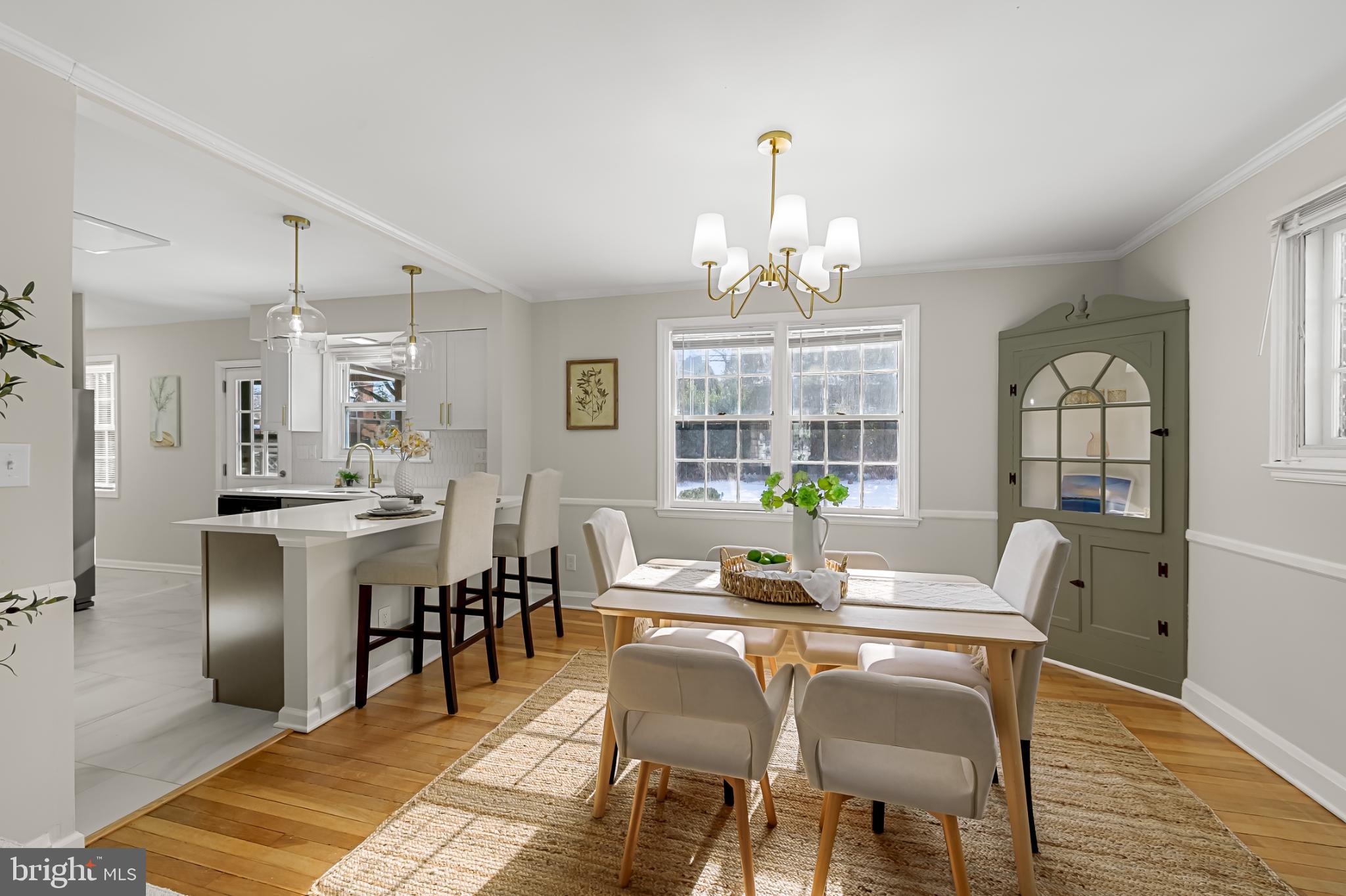 517 Worcester Road Towson, MD 21286 - Photo 8 of 44 Bright dining room overlooking backyard