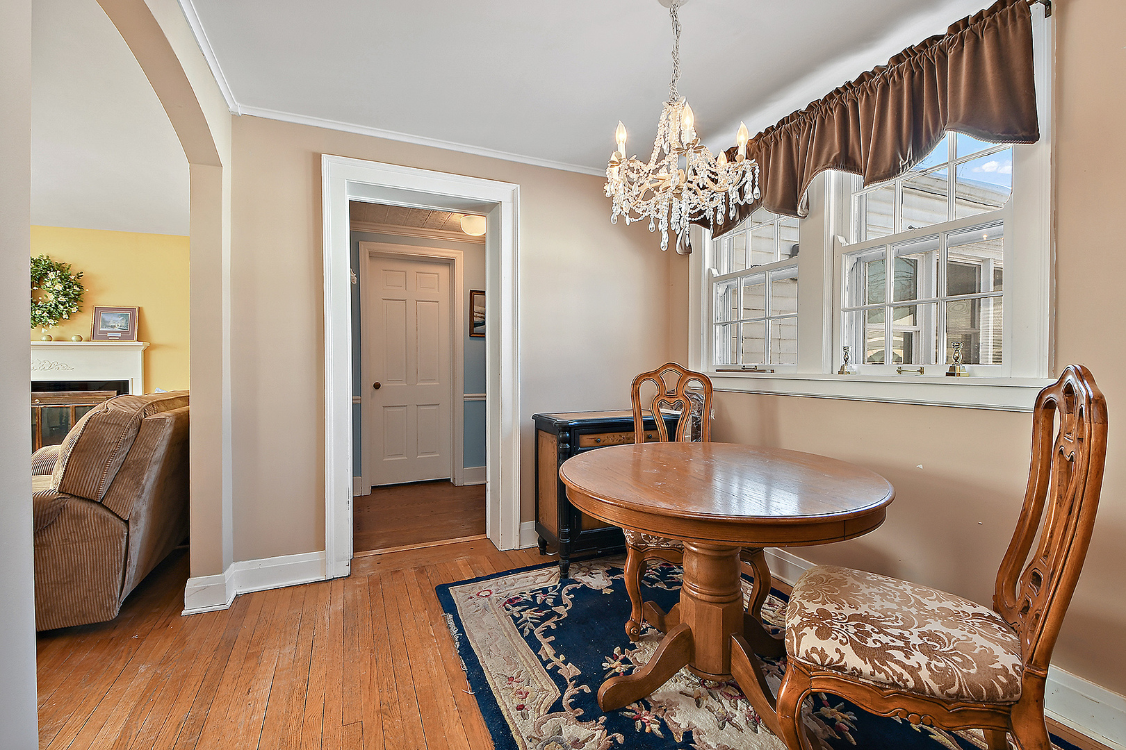 2043 Evans Road Flossmoor, IL 60422 - Photo 7 of 20