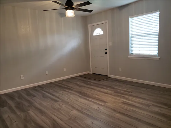 $1,400 | 1503 Ryon Street, Unit B, Houston, TX 77009