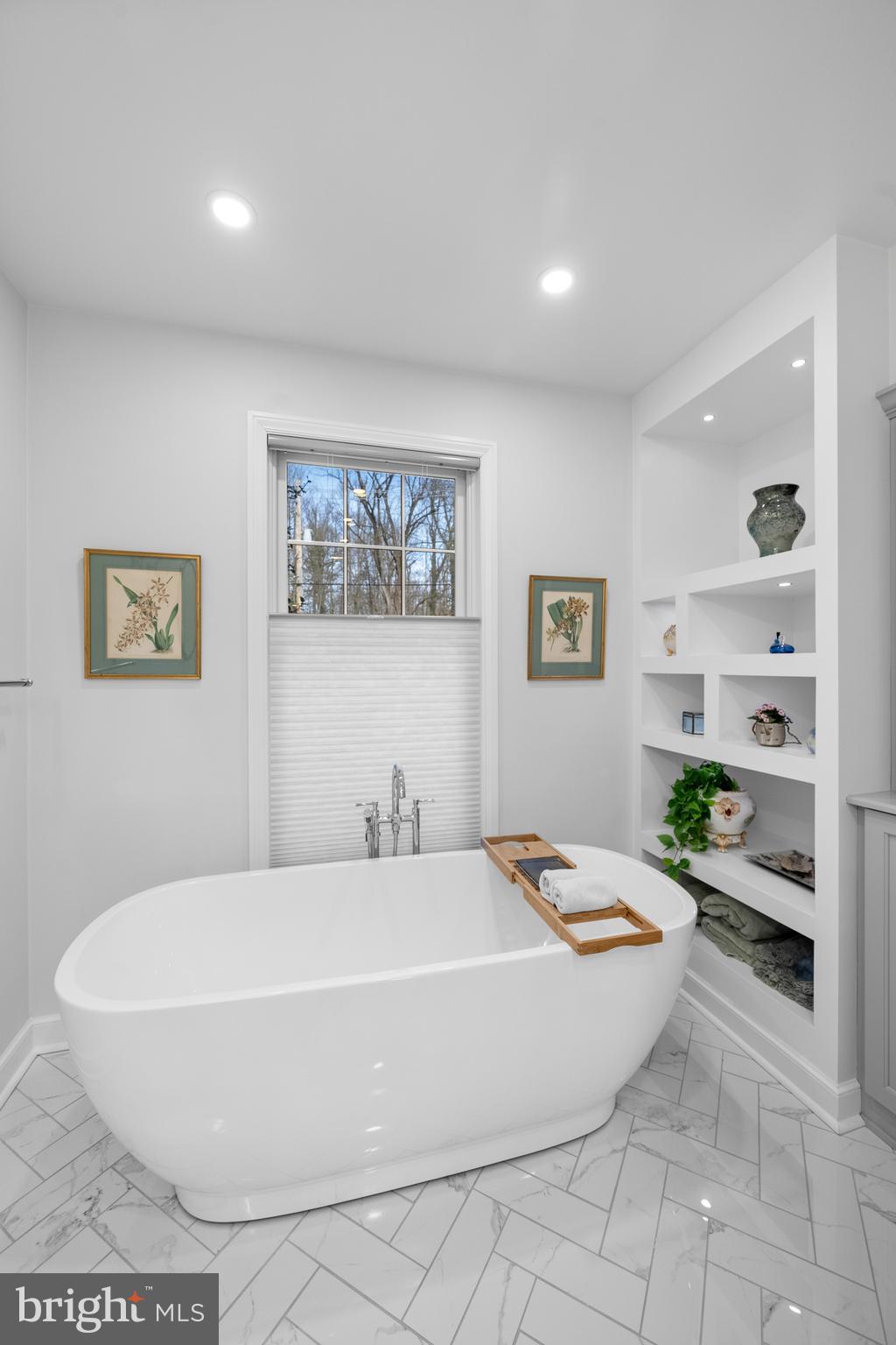 405 Berkley Road Devon, PA 19333 - Photo 27 of 46 Primary Bathroom