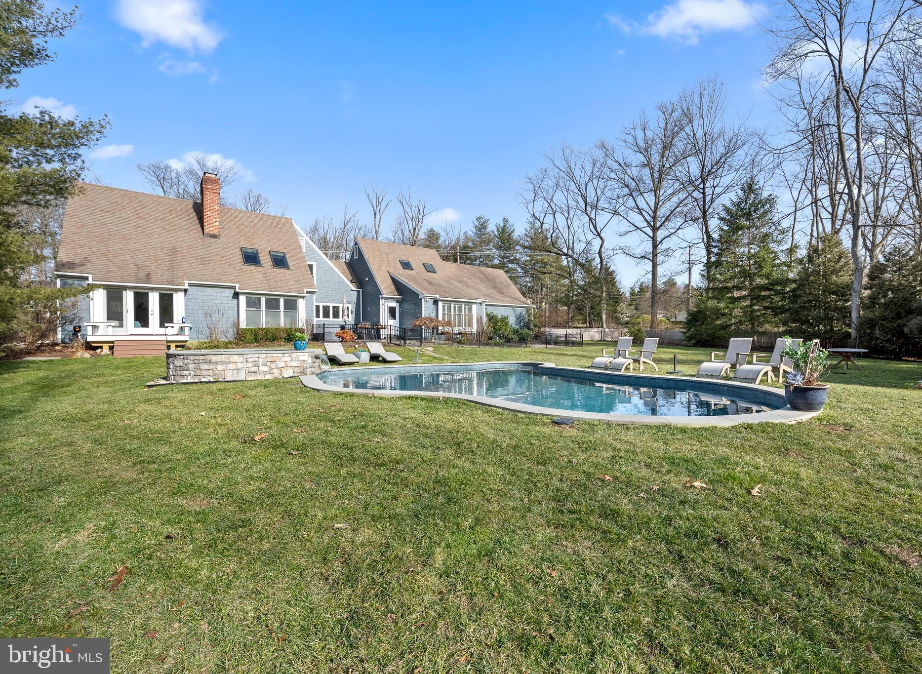 405 Berkley Road Devon, PA 19333 - Photo 3 of 46 Exterior Back