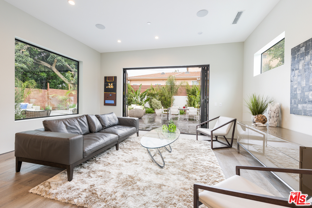 3036 Glendon Avenue Los Angeles, CA 90034 - Photo 21 of 54