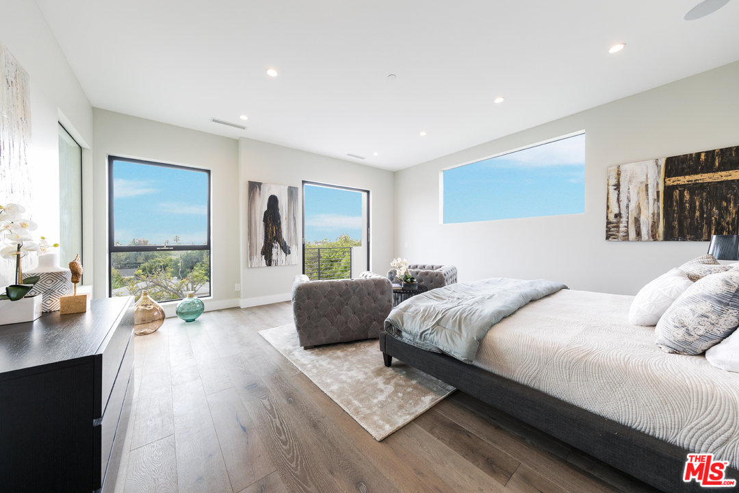 3036 Glendon Avenue Los Angeles, CA 90034 - Photo 35 of 54