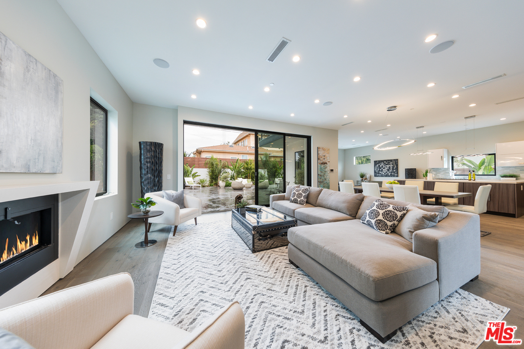 3036 Glendon Avenue Los Angeles, CA 90034 - Photo 10 of 54