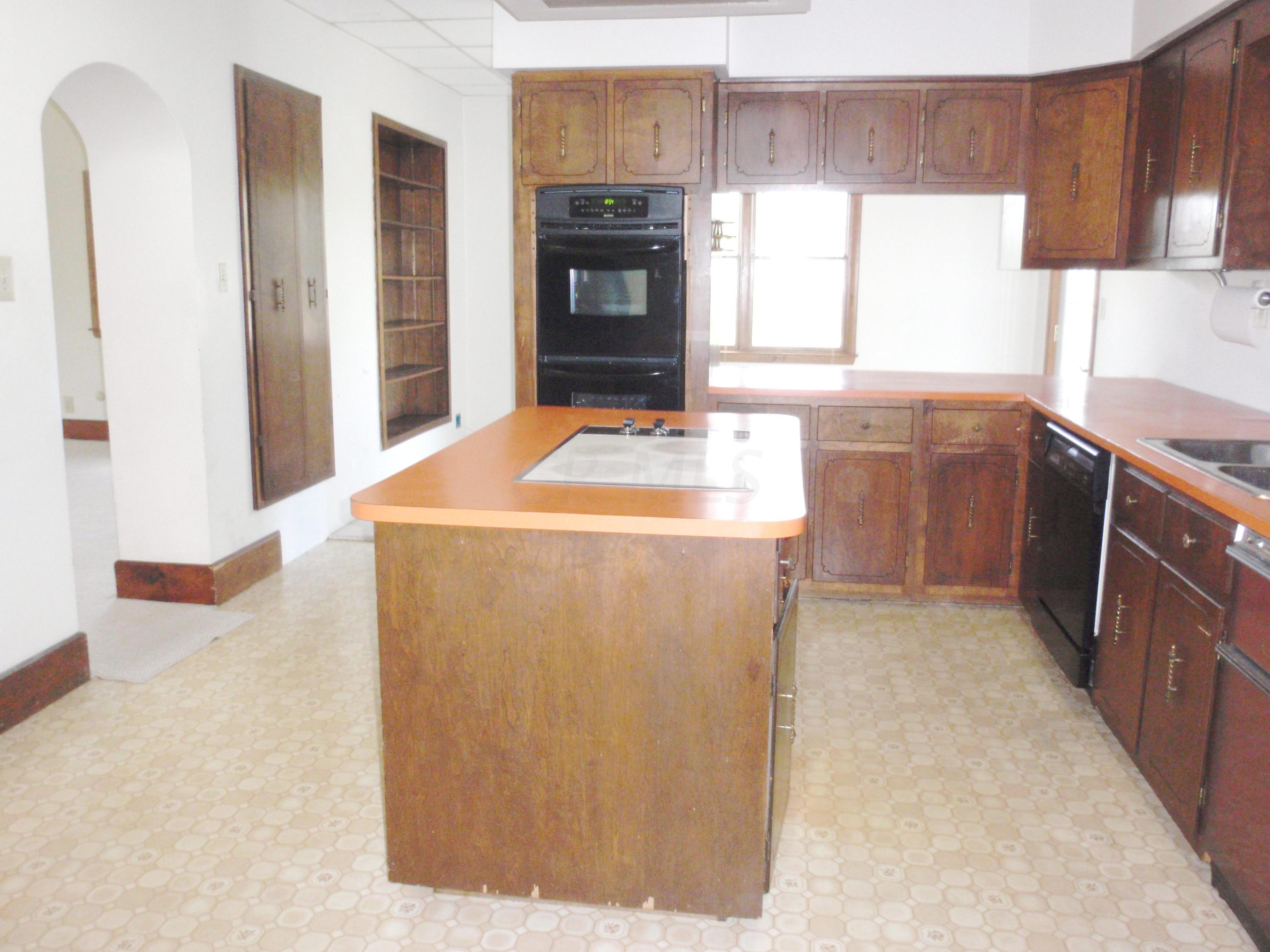 553 Shanahan Road Lewis Center, OH 43035 - Photo 7 of 32 Gallery Image 7