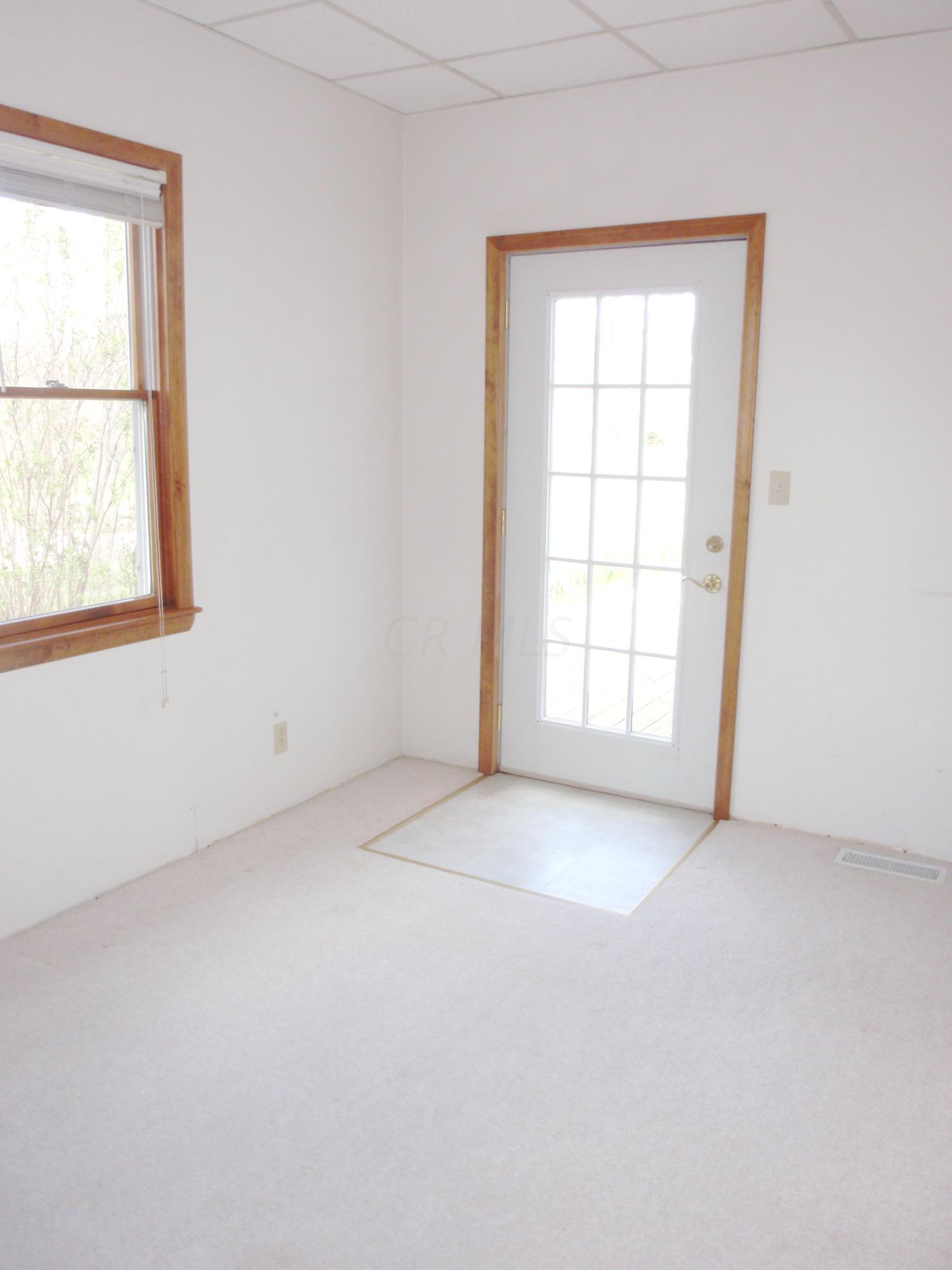 553 Shanahan Road Lewis Center, OH 43035 - Photo 9 of 32 Gallery Image 9